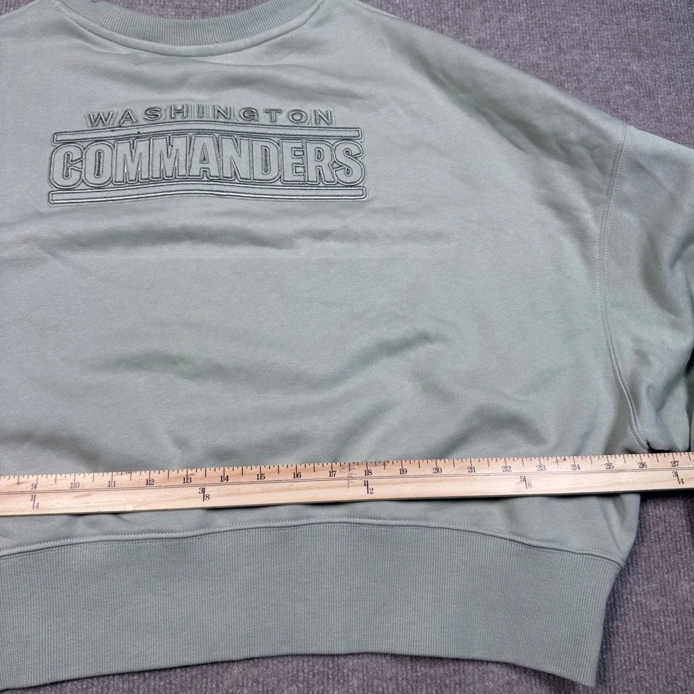Pro Standard Washington Commanders Cropped Sweatshirt Green Womens Medium NFL